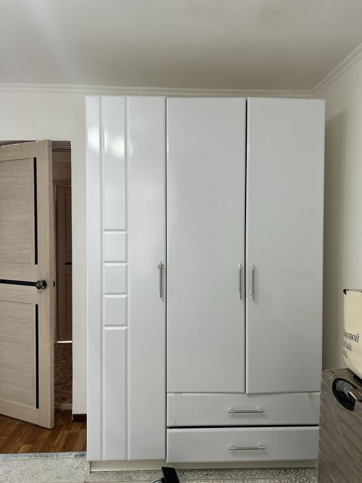 Продам шкаф для спальни