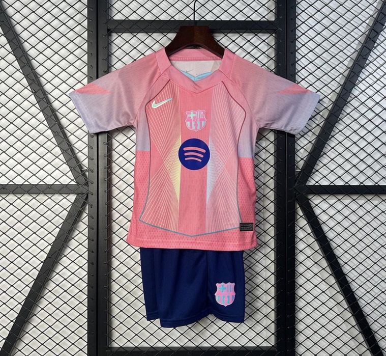 Echipament fotbal copii ( tricou + pantaloni ) , Barcelona