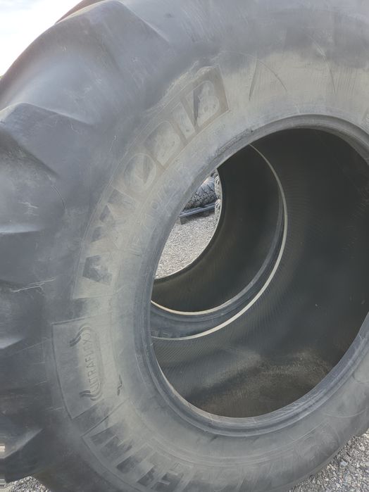 Anvelope 710 75 R 42 Michelin și Pirelli și 710 70 R 42 Mitas