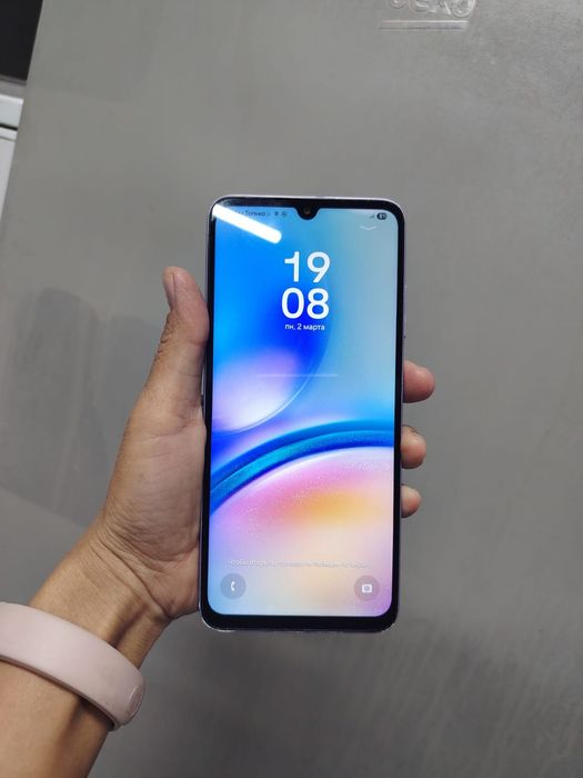 Продаётся телефон