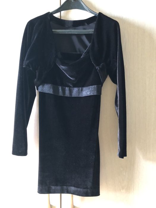 Официална рокля