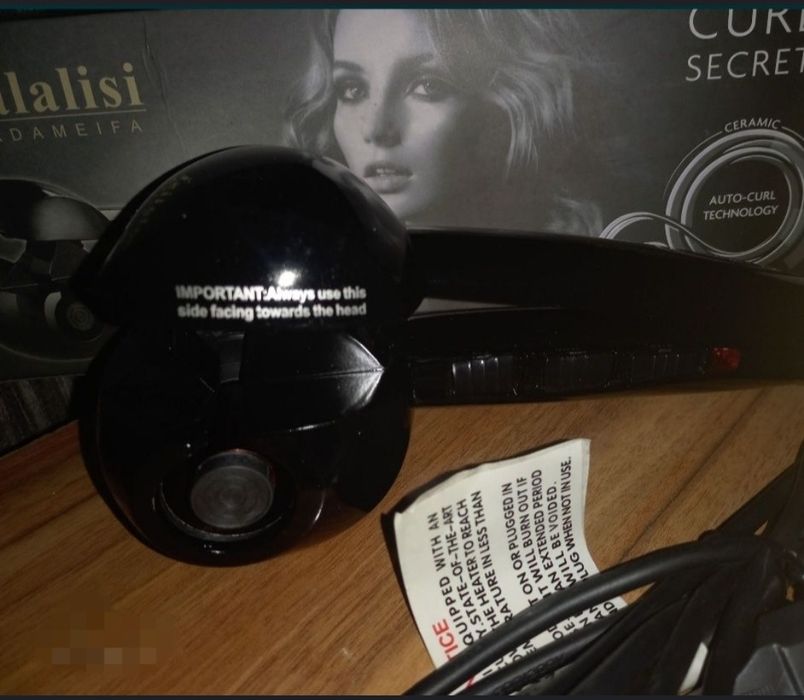 Щипцы-плойка для волос