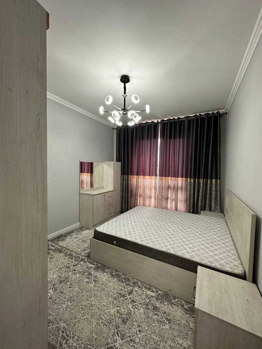 R1 Сдаётся УЮТНАЯ квартира 1/2/5 на Ойбек, ор-р Кафе Бон !