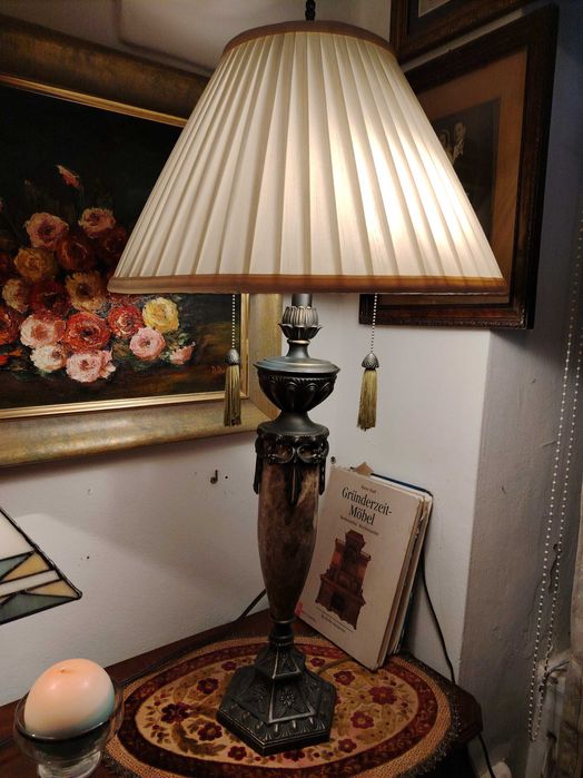 Lampa de tavan cu cristale  , veioze