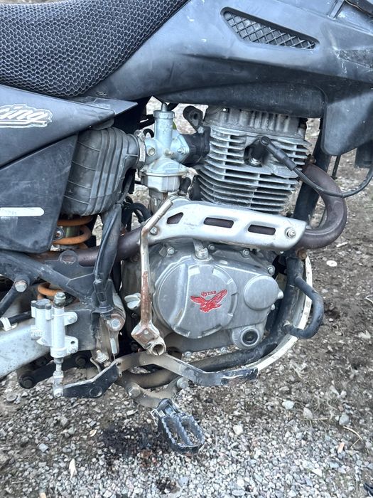 Эндуро 250 куб ездиет все нормально