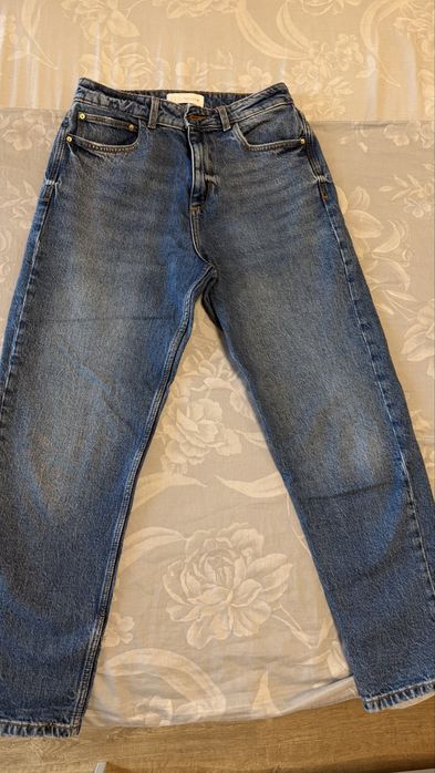 Zara джинсы mom’s 40рр