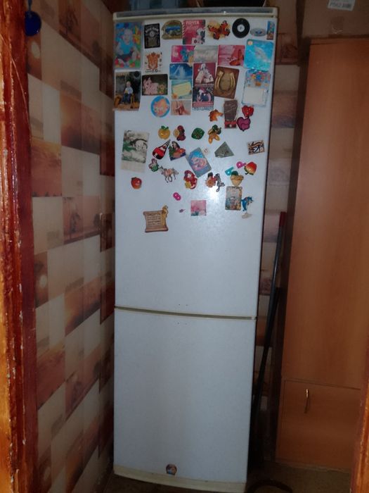 Продам холодильник