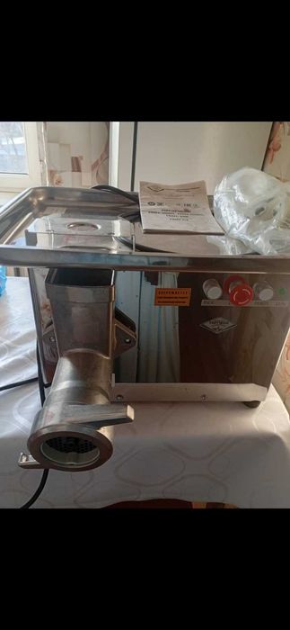 Мясорубка МИМ-300