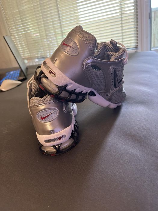 Маратонки Nike размер 42