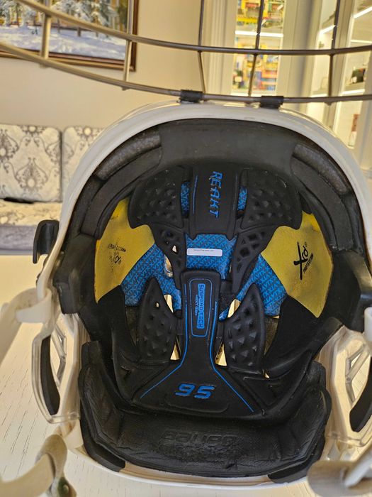 Хоккейный шлем Bauer