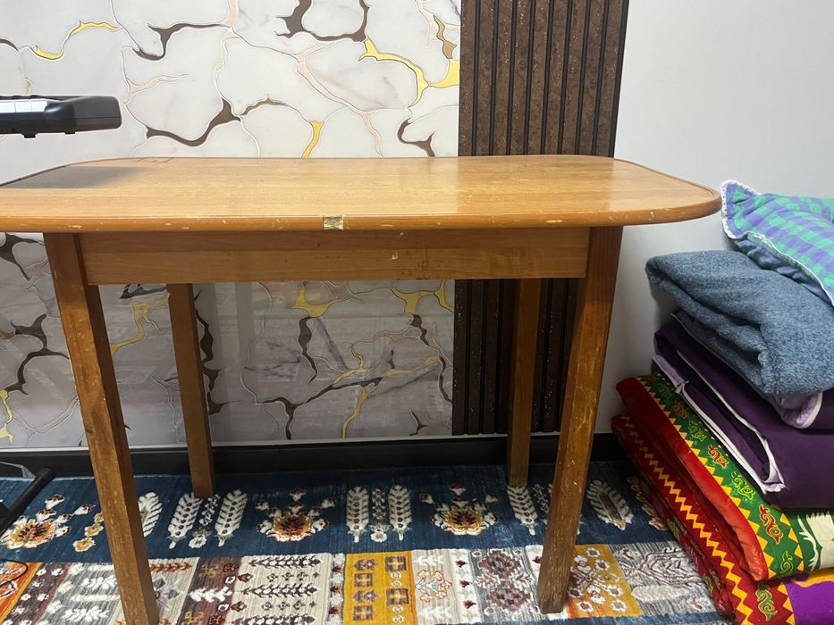 отдам кухн. стол