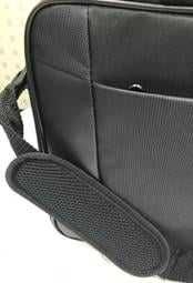 Geanta Laptop HP Business, 15.6" originala cu ambalaj. Noua!