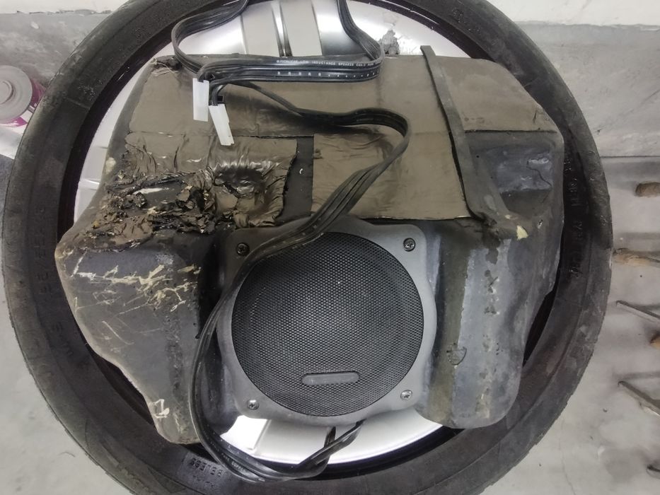 Усилватели и бас каси