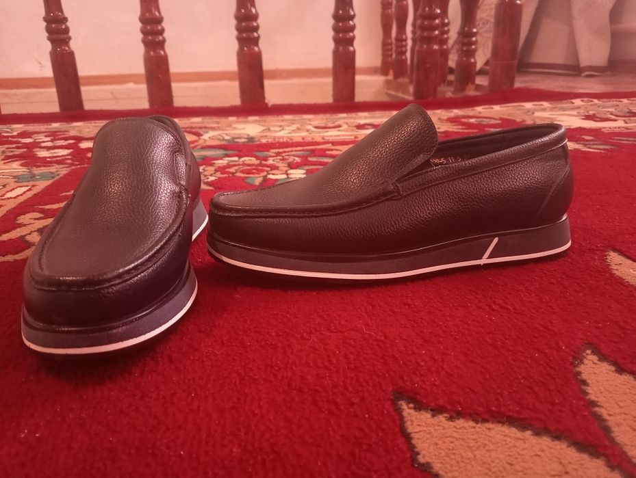 Аяқ киім су жаңа