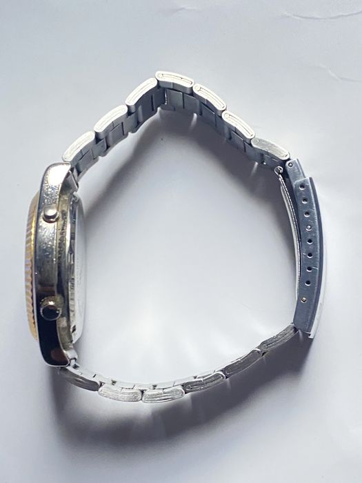 Sharp мъжки часовник