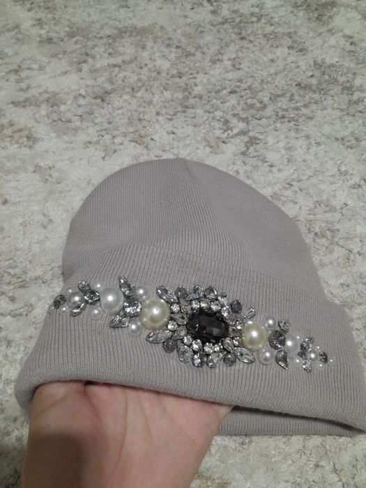 Продам новую тёплую шапку