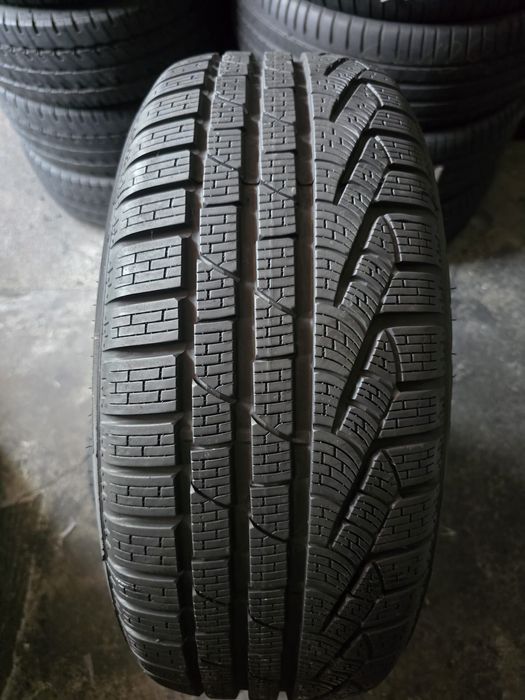 Pirelli 225/55 R17 97H MS iarnă