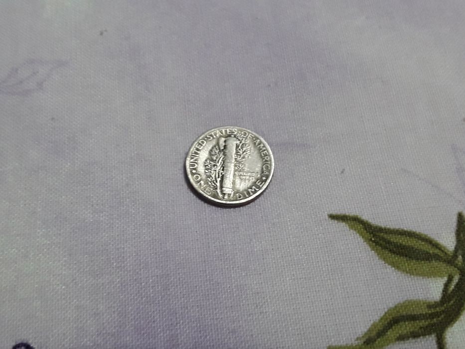 Vând Monedă One Dime din 1941