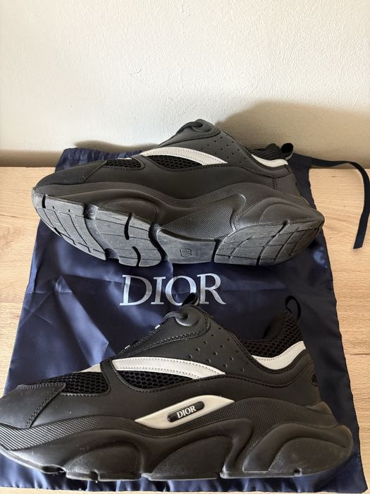 Dior b22