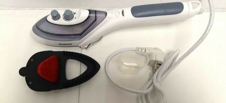 Утюг пароотпариватель SilverGrest 1000W.