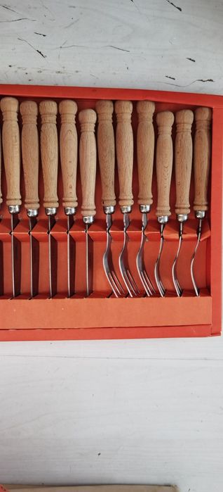 Лот стари прибори за хранене.