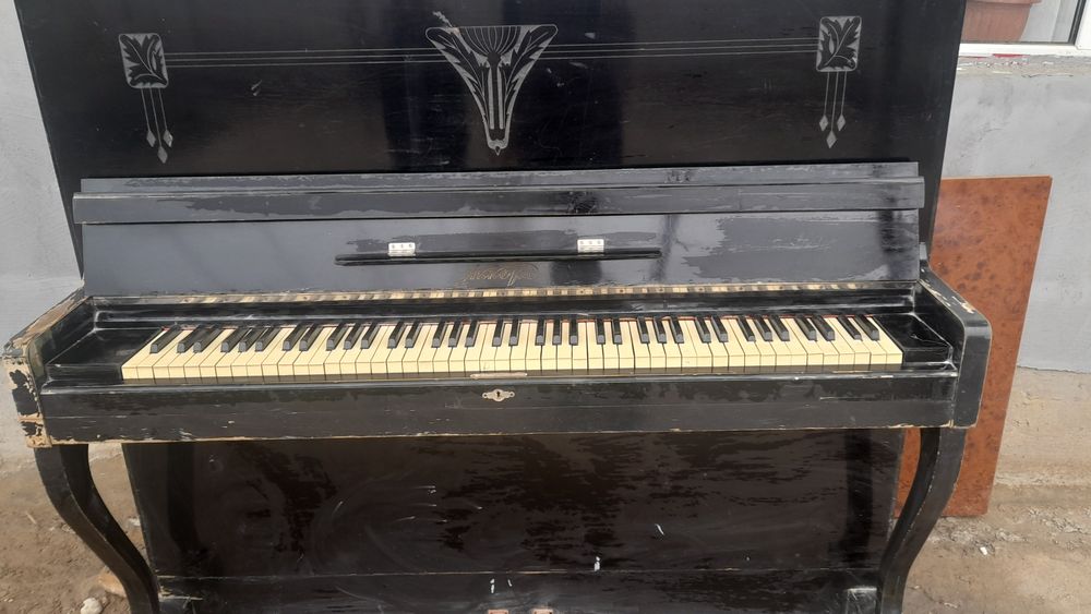 Fortepiano  holati rasimdagiday