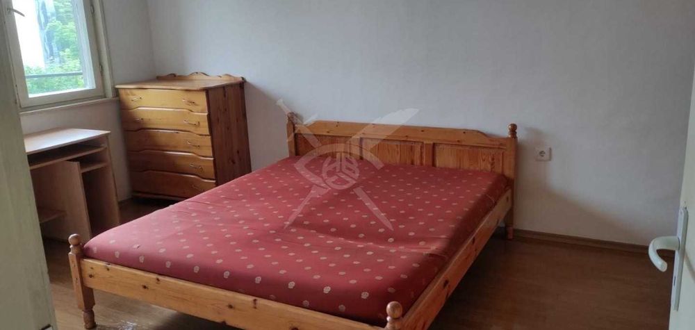 Тристаен апартамент под наем в Центъра 75822