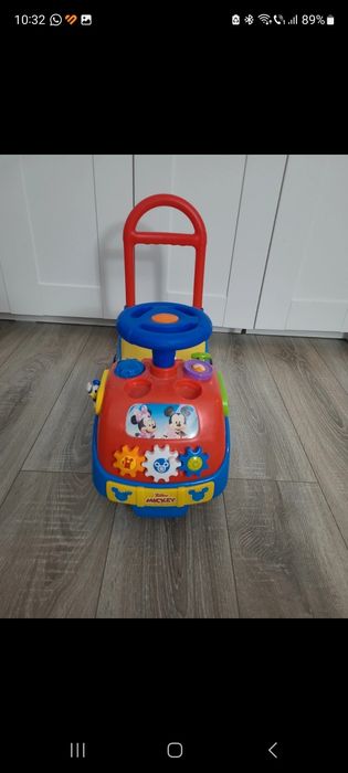 Mașinuța copii Disney