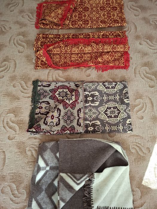 Чисто нови вълнени черги, одеяла  и покривала за легла