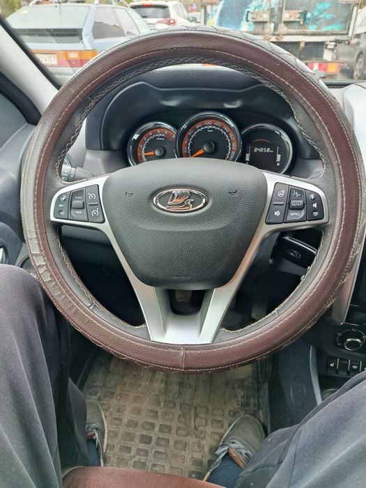 Автомобиль ларгус