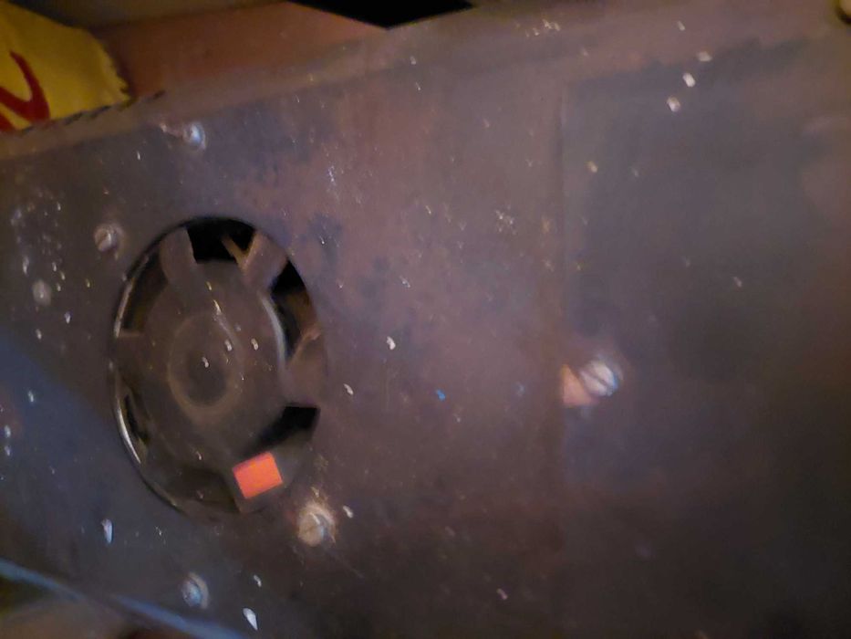 Продавам Цветомузика