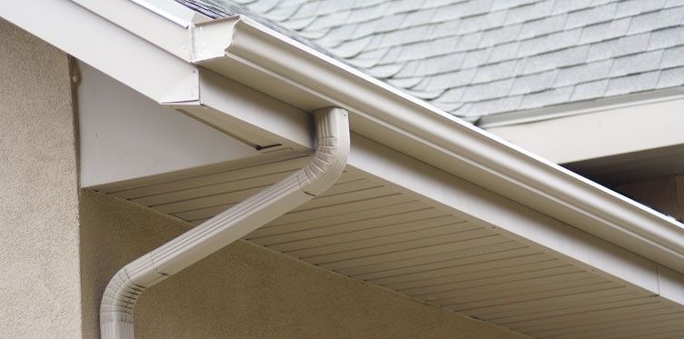 Монтаж на улуци,водосточни тръби обшиване на комини