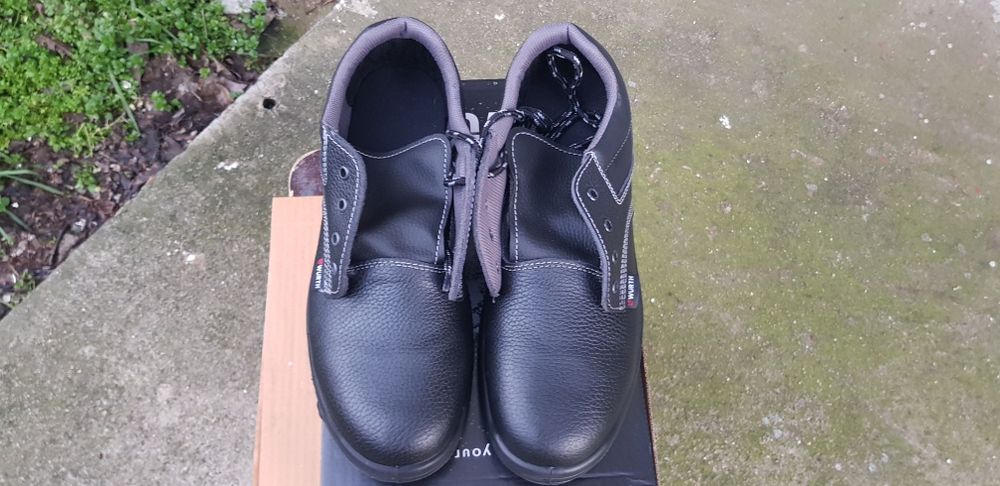 Работни обувки 44