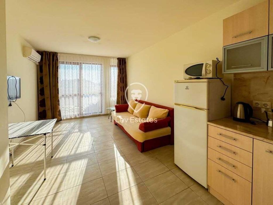 Продава се Двустаен апартамент в Бургас, Сарафово - 60 кв.м за 1467 €/кв.м - Снимка #2