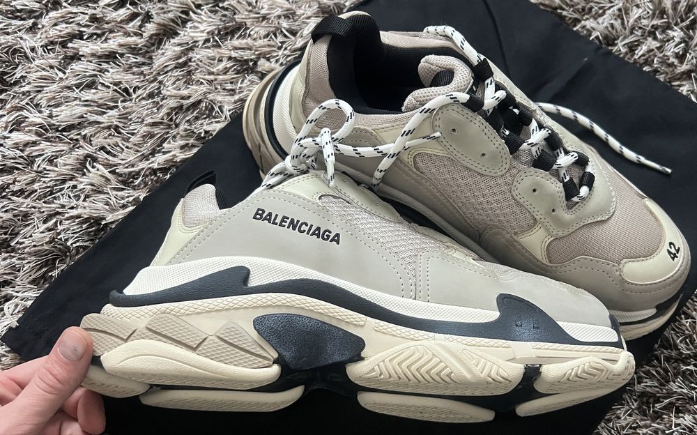 Vand sneakers Balenciaga Triple’ s