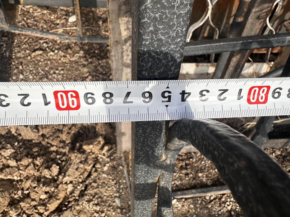 Продается решетка для окна