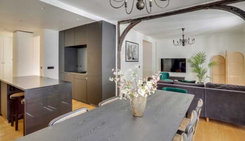 Дава се под наем Четиристаен апартамент в Пловдив, Център - 88 кв.м за 204 € - Снимка #3