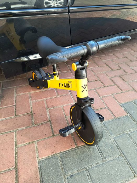 Vând Tricicletă 3 în 1 Trike Fix Mini Cross-Country cu Pedale – Reglabilă, 18 luni–4 ani