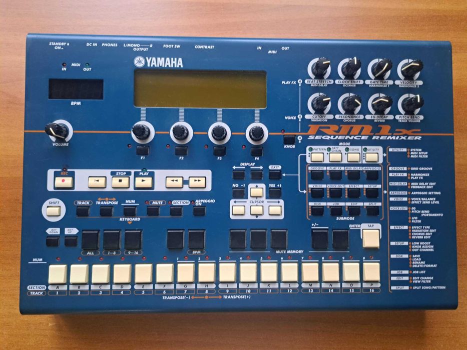 Yamaha RM1X groovebox