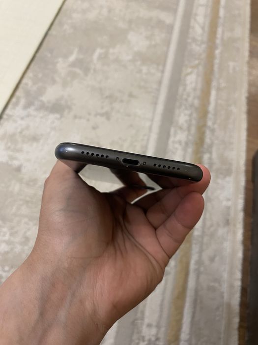 Продается айфон iphone 11/128gb akb 71%
