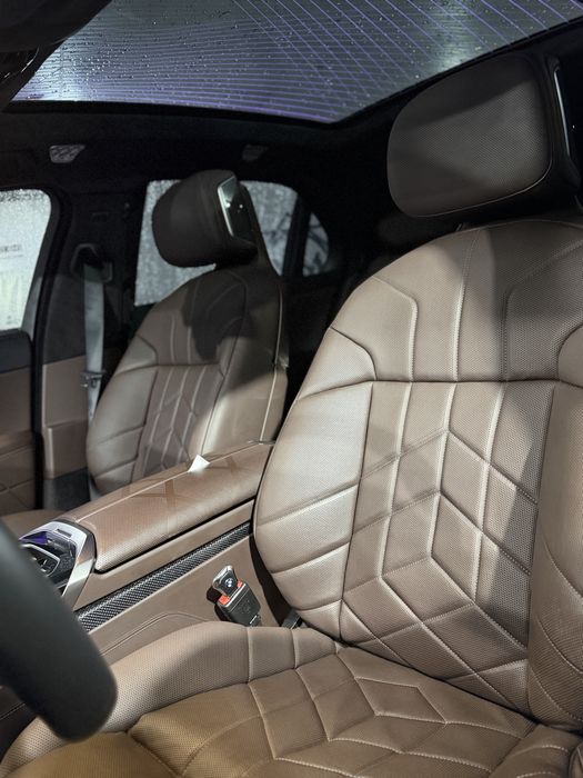 Bmw i7 M60 Germany Full opshin