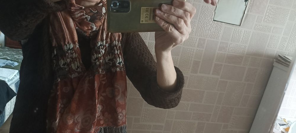 Шарф зимний мягкий б/у почти новый