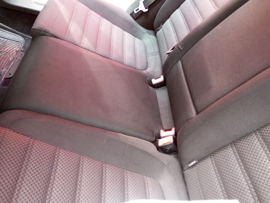 Пране и/или изтупване на автосалон