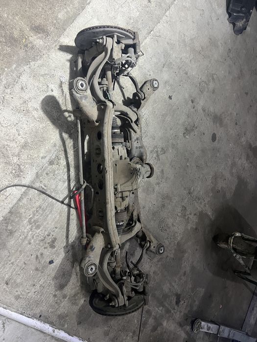 Punte spate Audi A8 D4