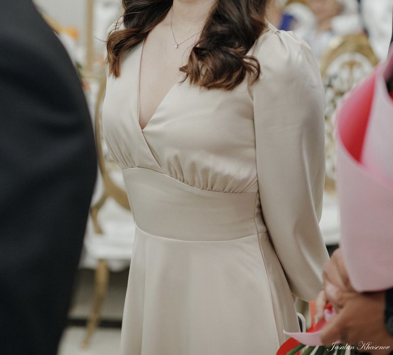 Продам платье