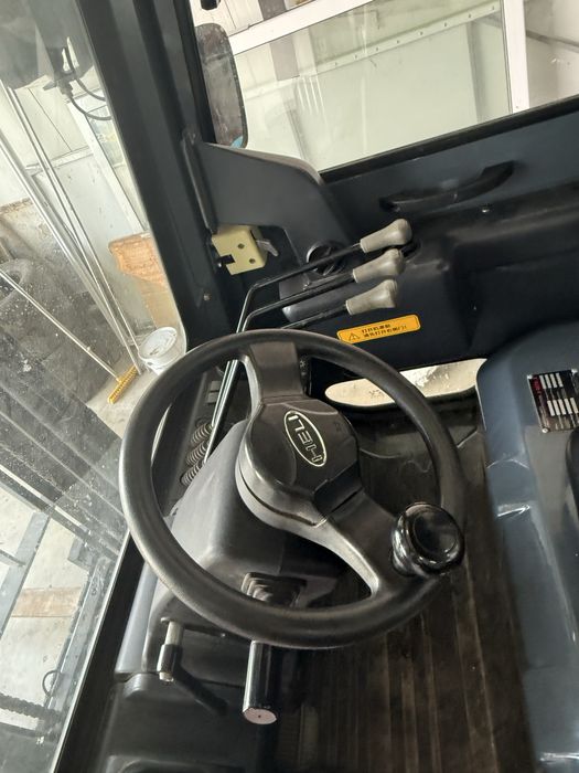 HELI CPCD18 – Дизелов мотокар 1.8t, Кабина, 4 000 моточаса