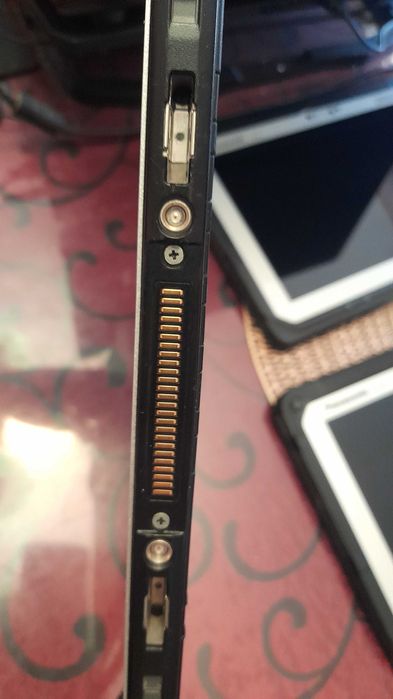 Tablete militare Panasonic Toughbook CF-20 cpu i5 8gb ram ssd 256gb windows 10 Pro + 11 Pro