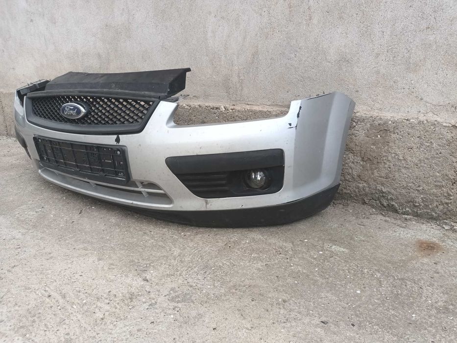 предна броня за форд фокус 2 04-07 с маска решетка халогени FORD FOCUS II