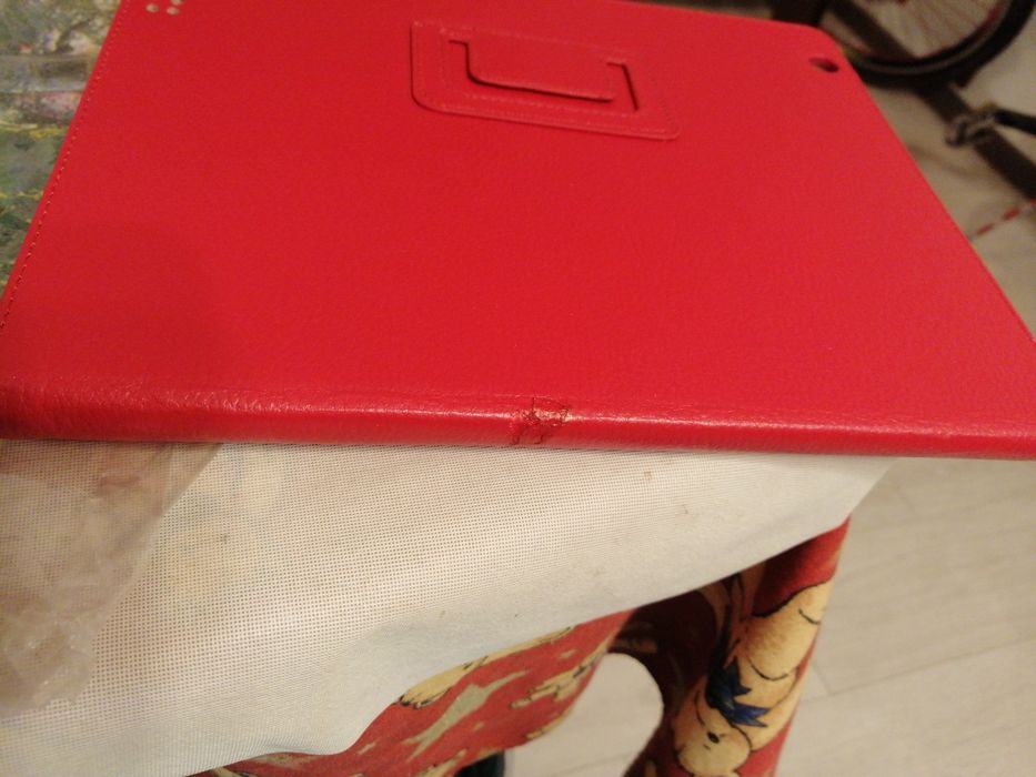 Huse tableta pentru 10 si 11 inch.