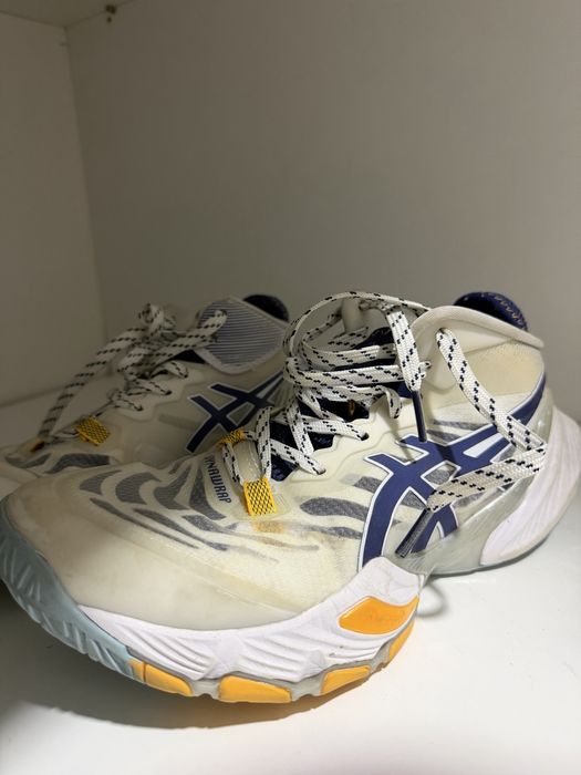 Волейбольные кроссовки Asics Метарайс